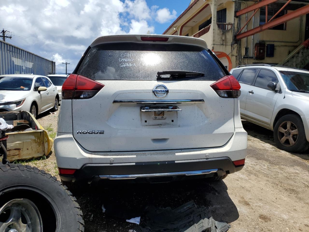 2017 Nissan Rogue S - Фото 6