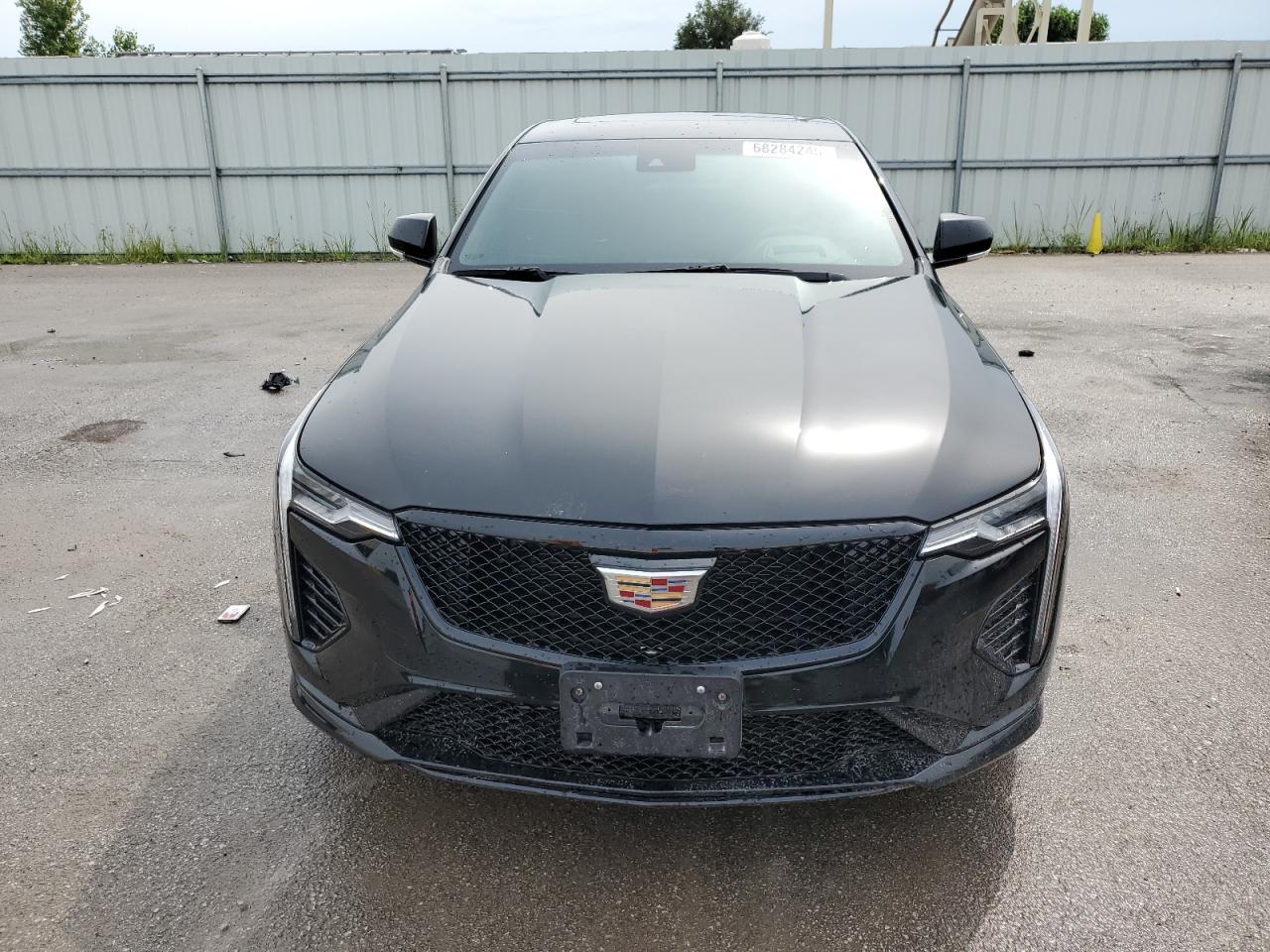 2021 Cadillac Ct4-V - Image 5