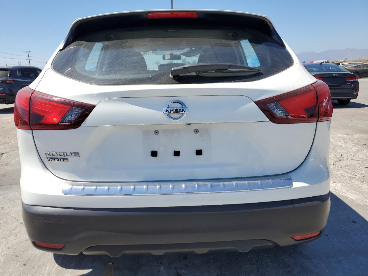 2018 Nissan Rogue Sport S - Фото 6