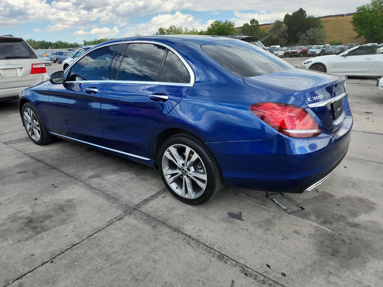 2020 Mercedes-Benz C 300 4Matic - Фото 2