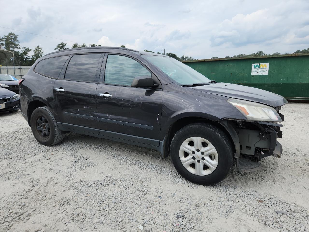 2017 Chevrolet Traverse Ls - Image 4