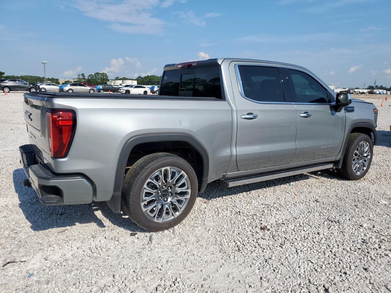 2025 GMC Sierra K1500 Denali Ultimate - Фото 3