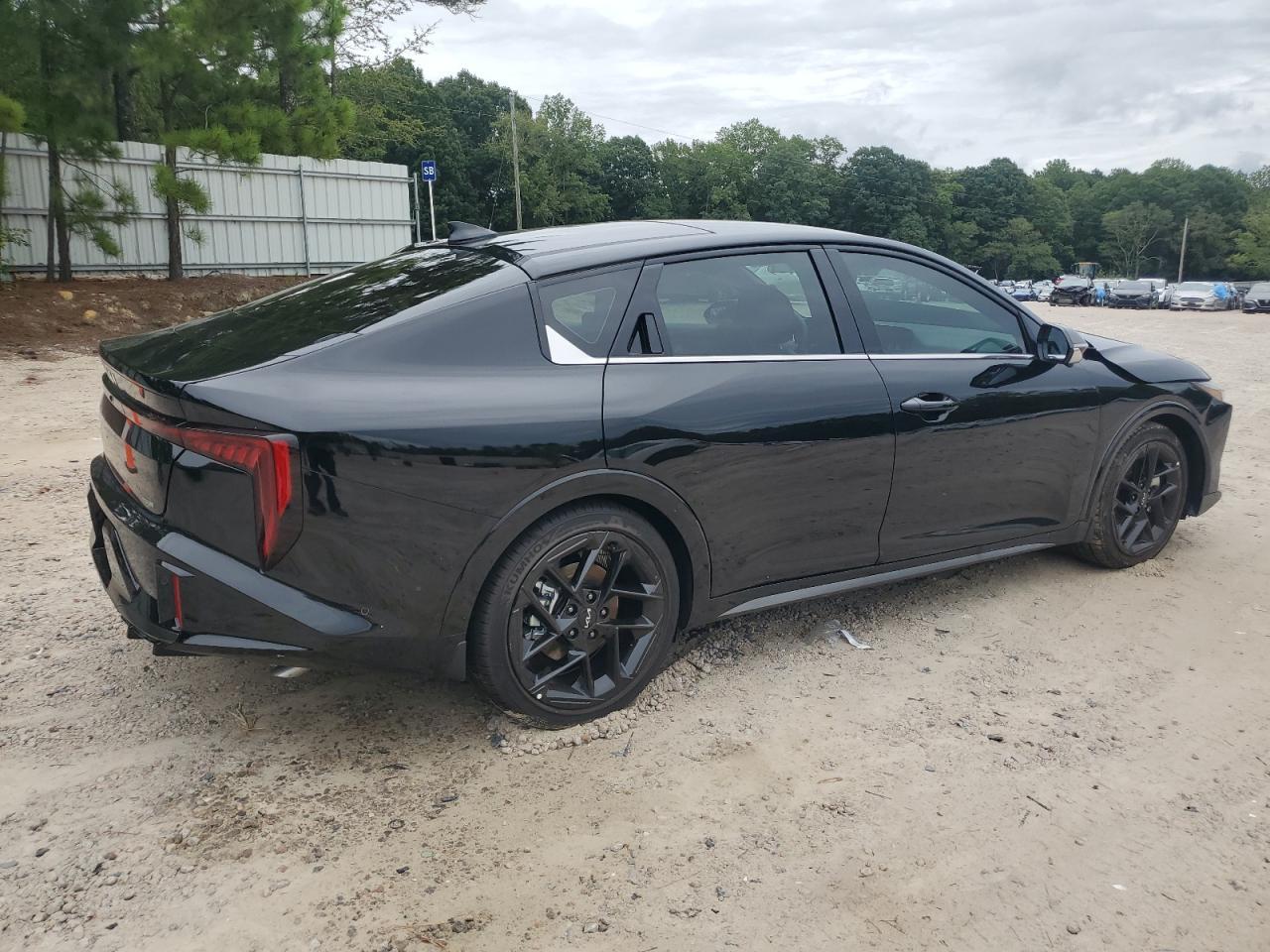 2025 Kia K4 Gt-Line Turbo - Image 3