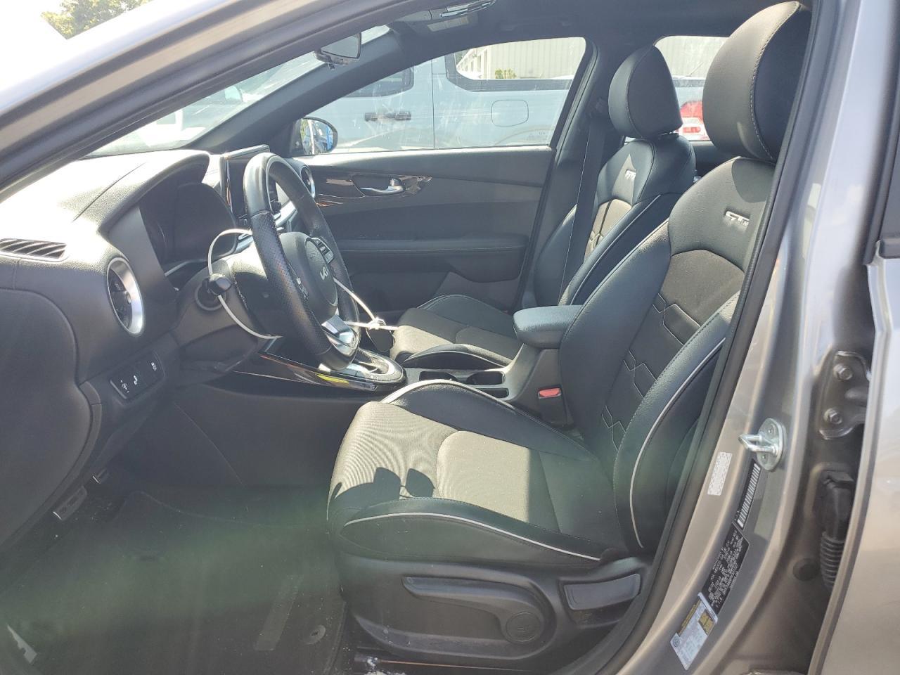 2023 Kia Forte Gt Line - Image 7