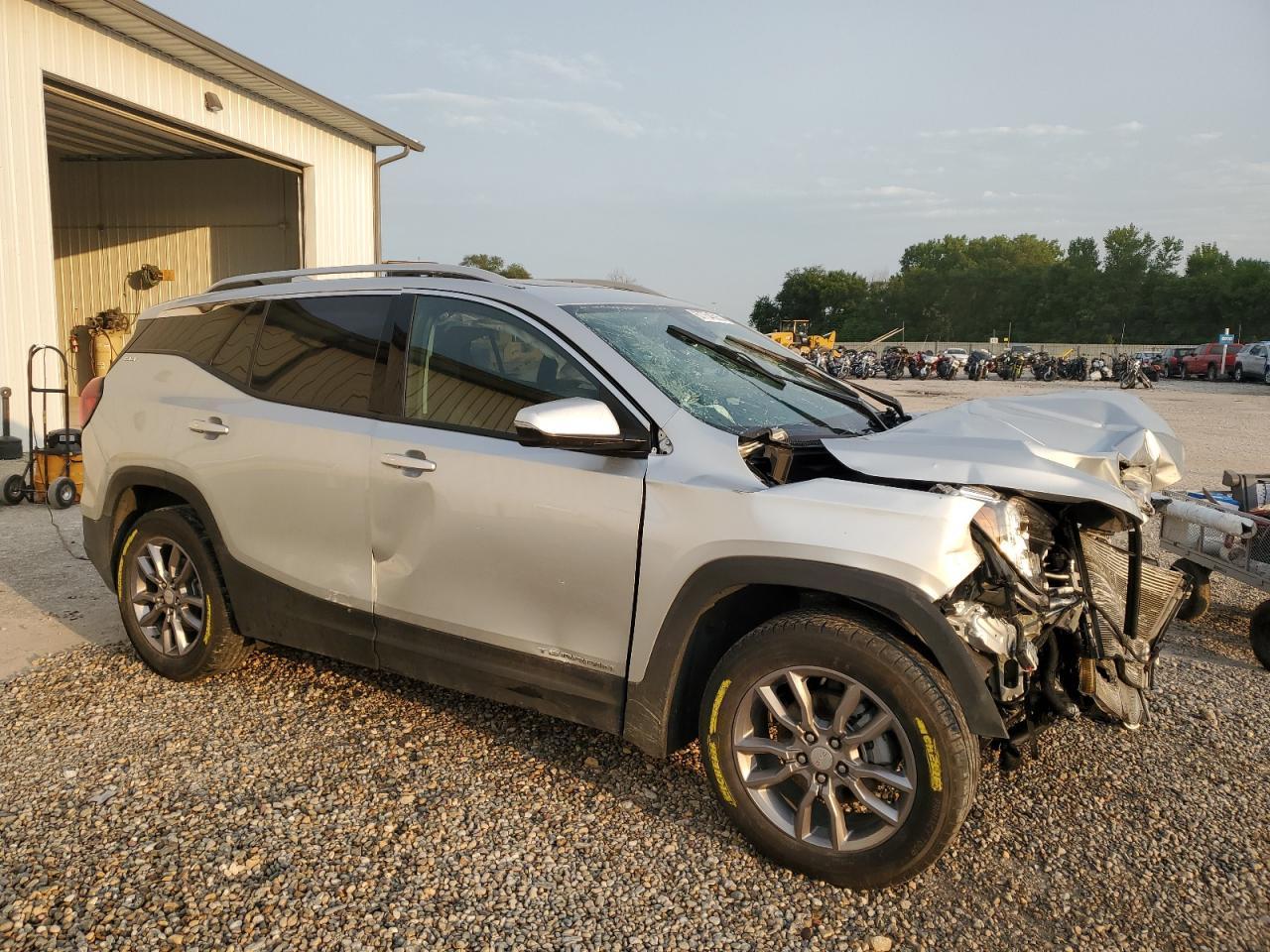 2022 GMC Terrain Slt - Фото 4
