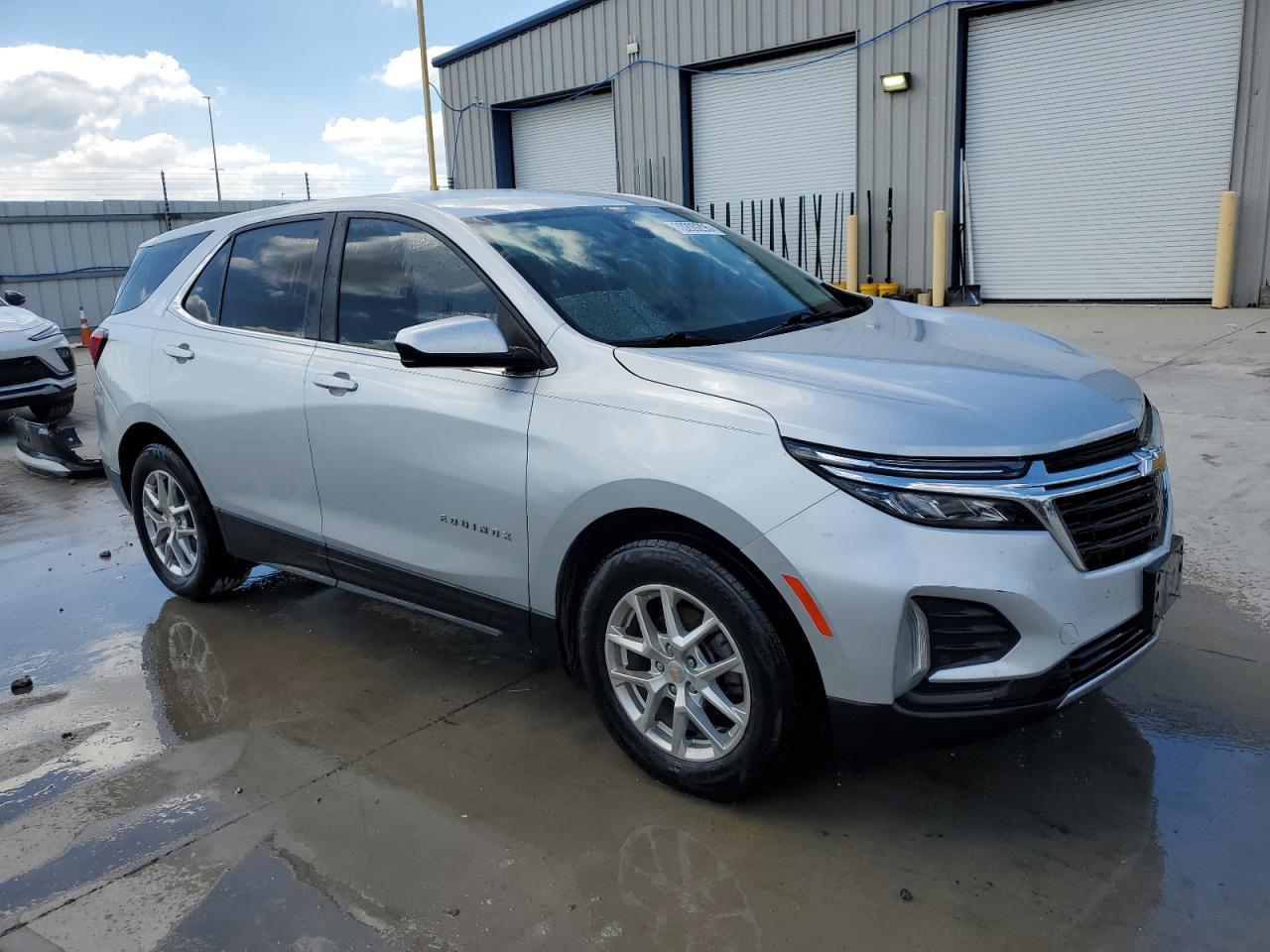 2022 Chevrolet Equinox Lt - Фото 4