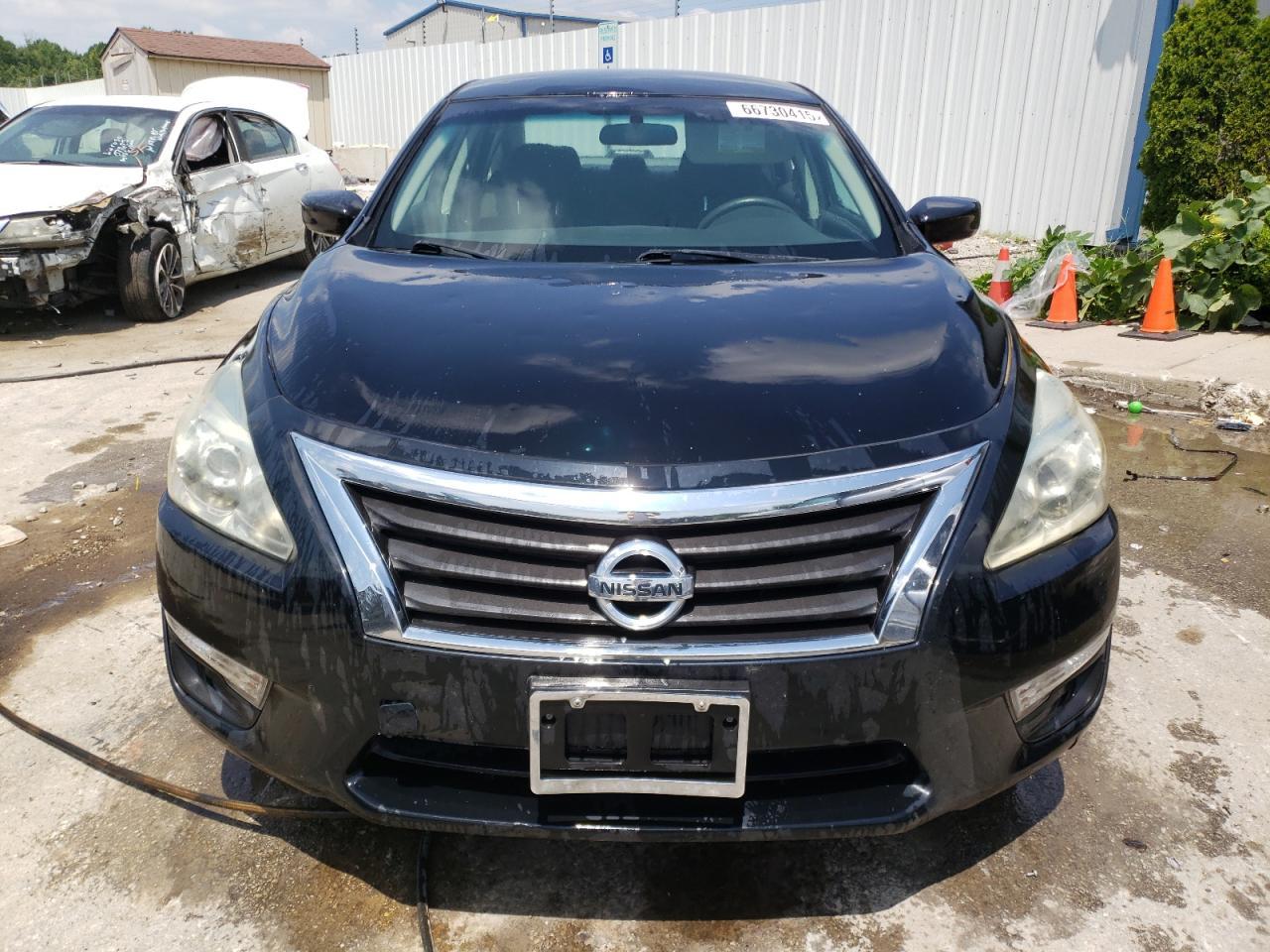 2014 Nissan Altima 2.5 - Image 5