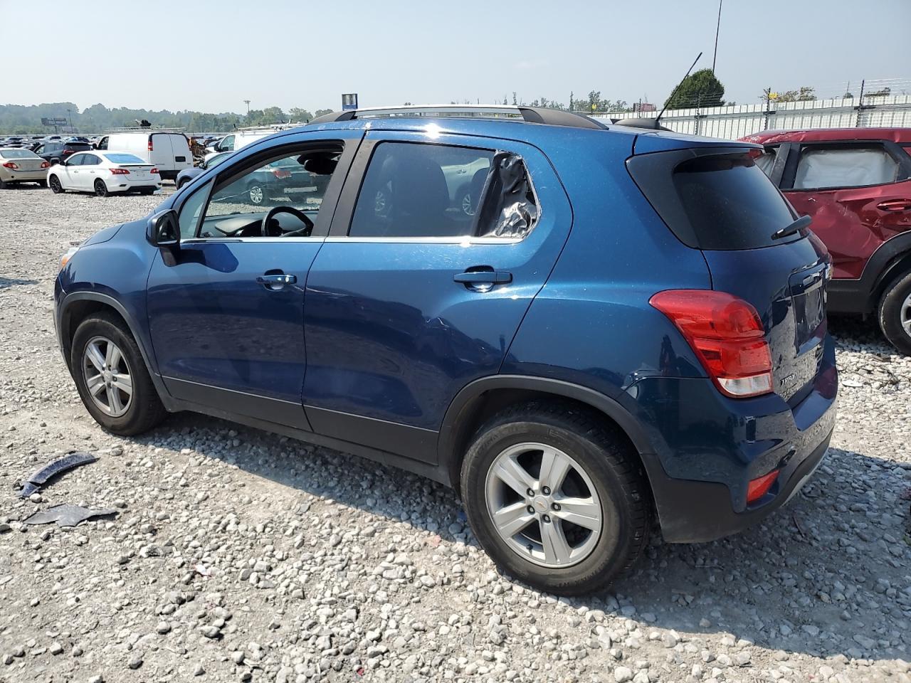 2020 Chevrolet Trax 1Lt - Image 2