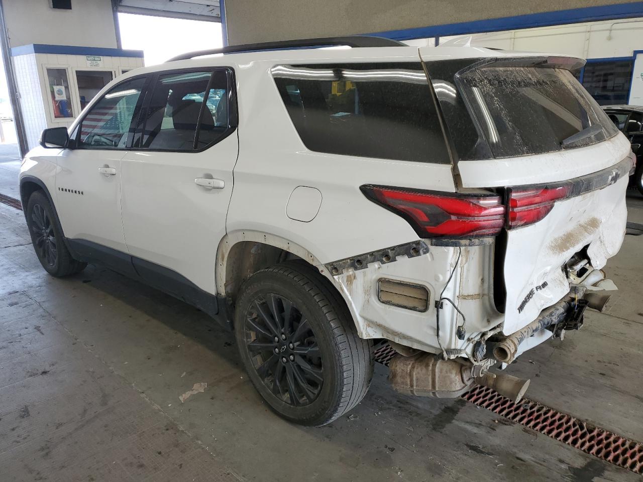 2022 Chevrolet Traverse Rs - Фото 2