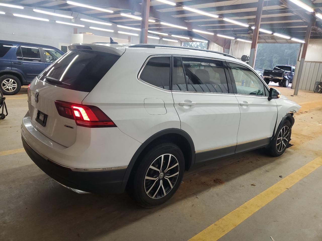 2021 Volkswagen Tiguan Se - Image 3