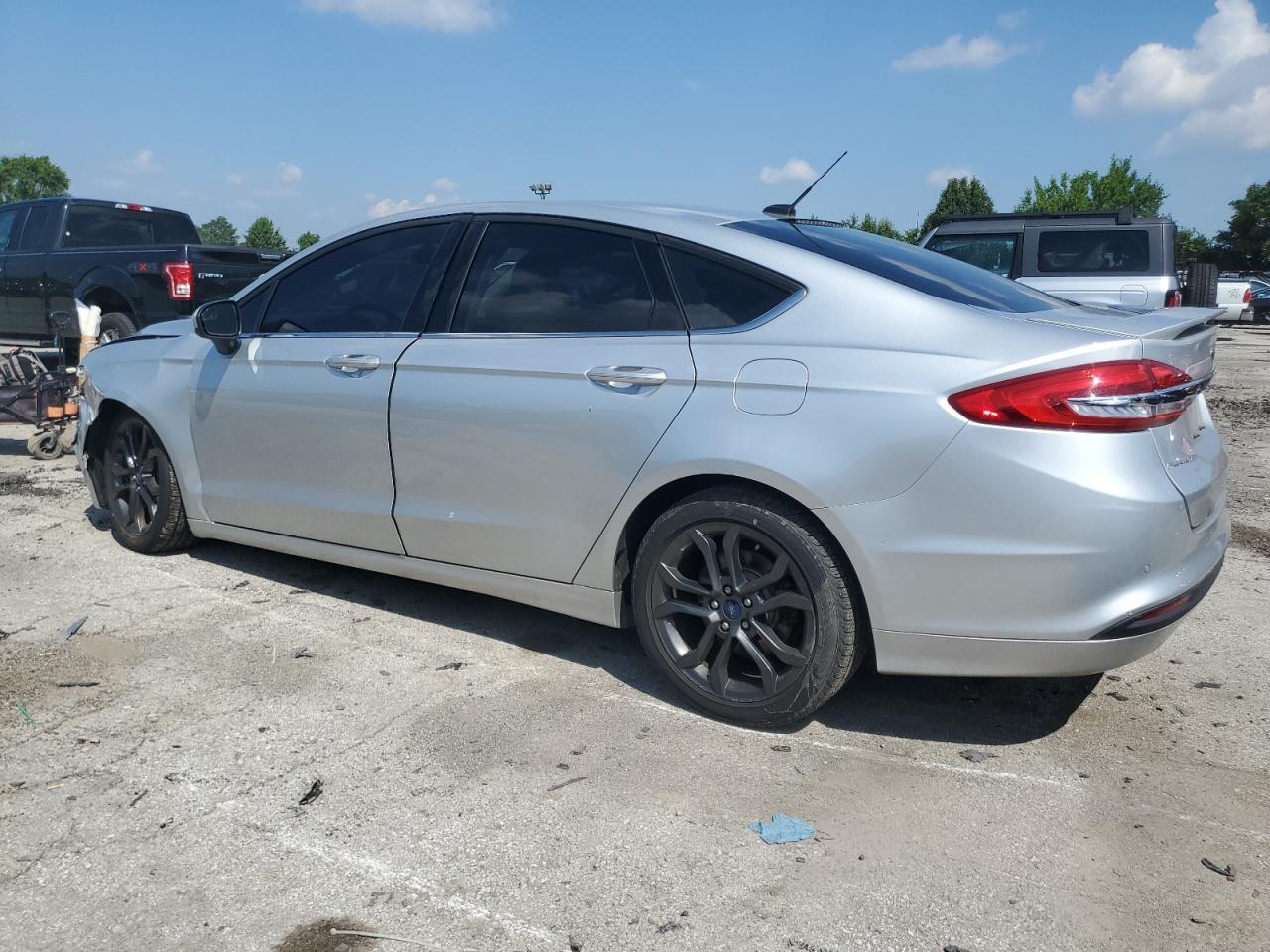2018 Ford Fusion Se - Фото 2