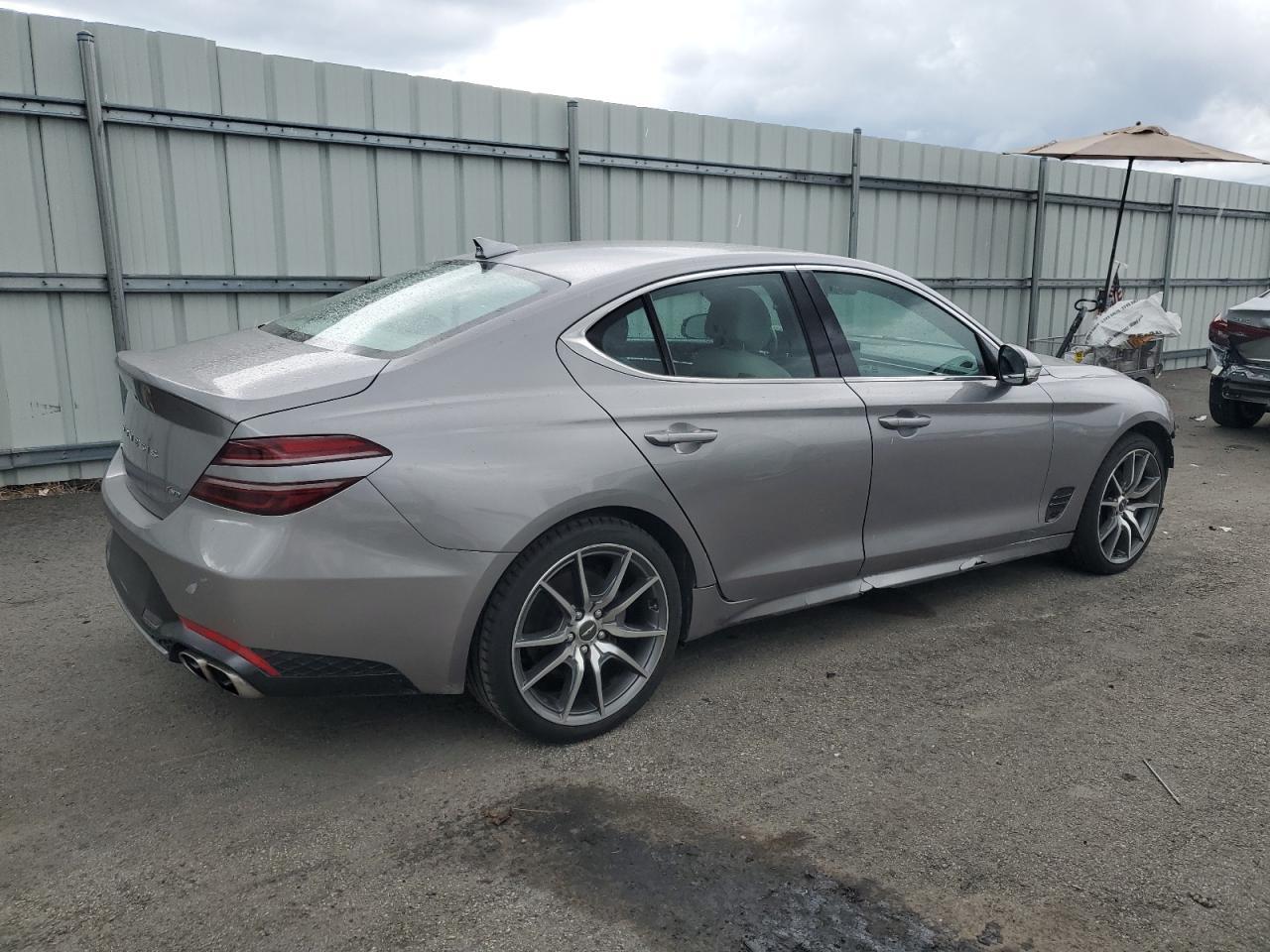 2023 Genesis G70 Base - Фото 3