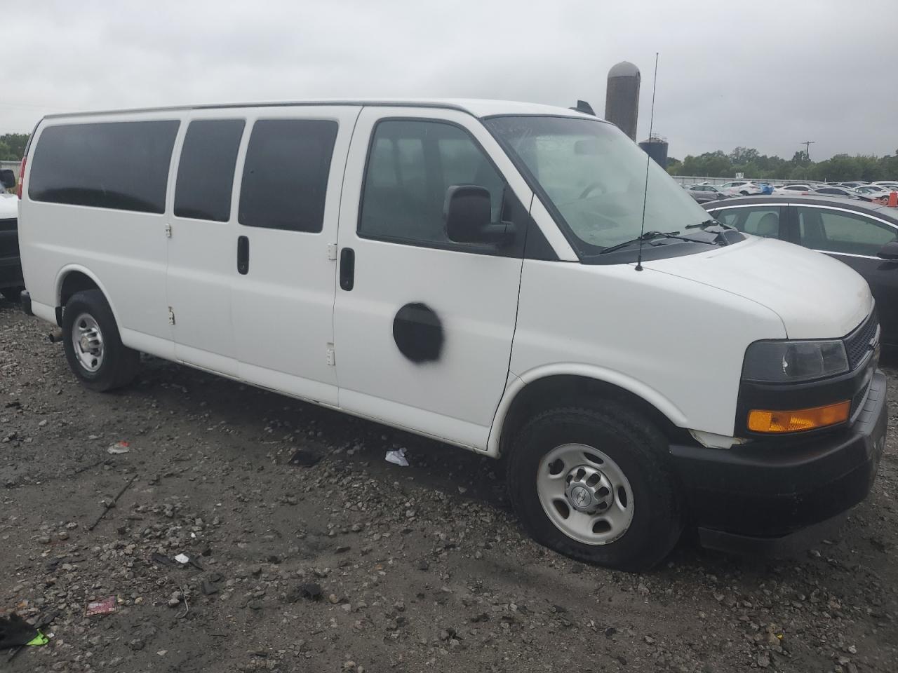 2018 Chevrolet Express G3500 Ls - Image 4