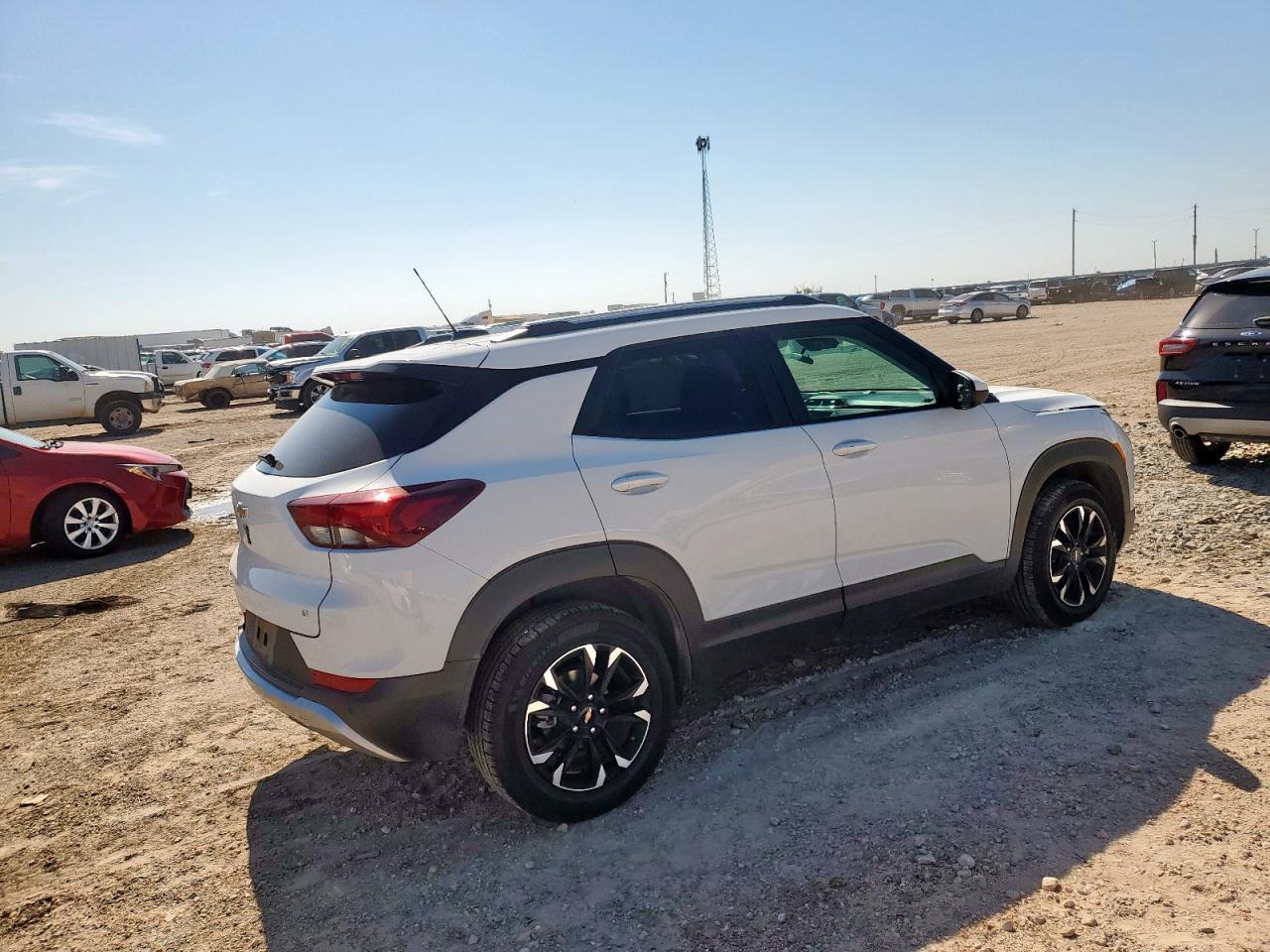 2022 Chevrolet Trailblazer Lt - Фото 3
