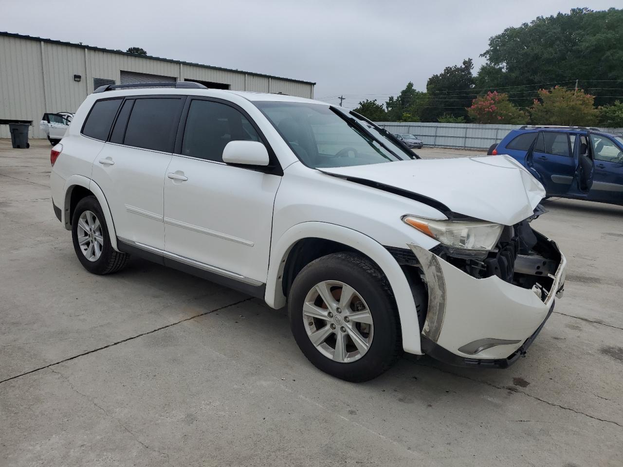 2013 Toyota Highlander Base - Image 4