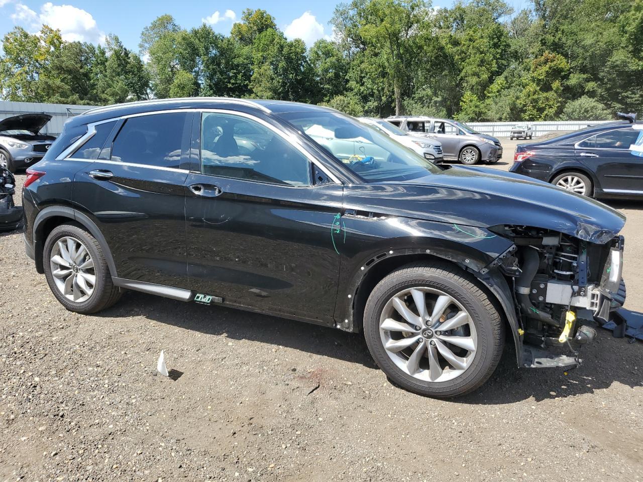 2022 Infiniti Qx50 Essential - Image 4