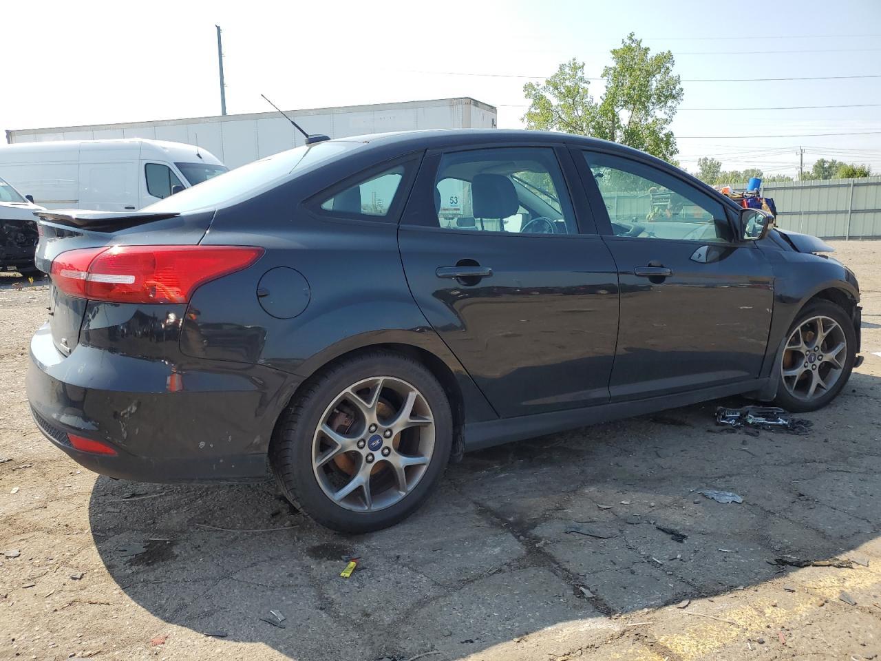 2015 Ford Focus Se - Image 3