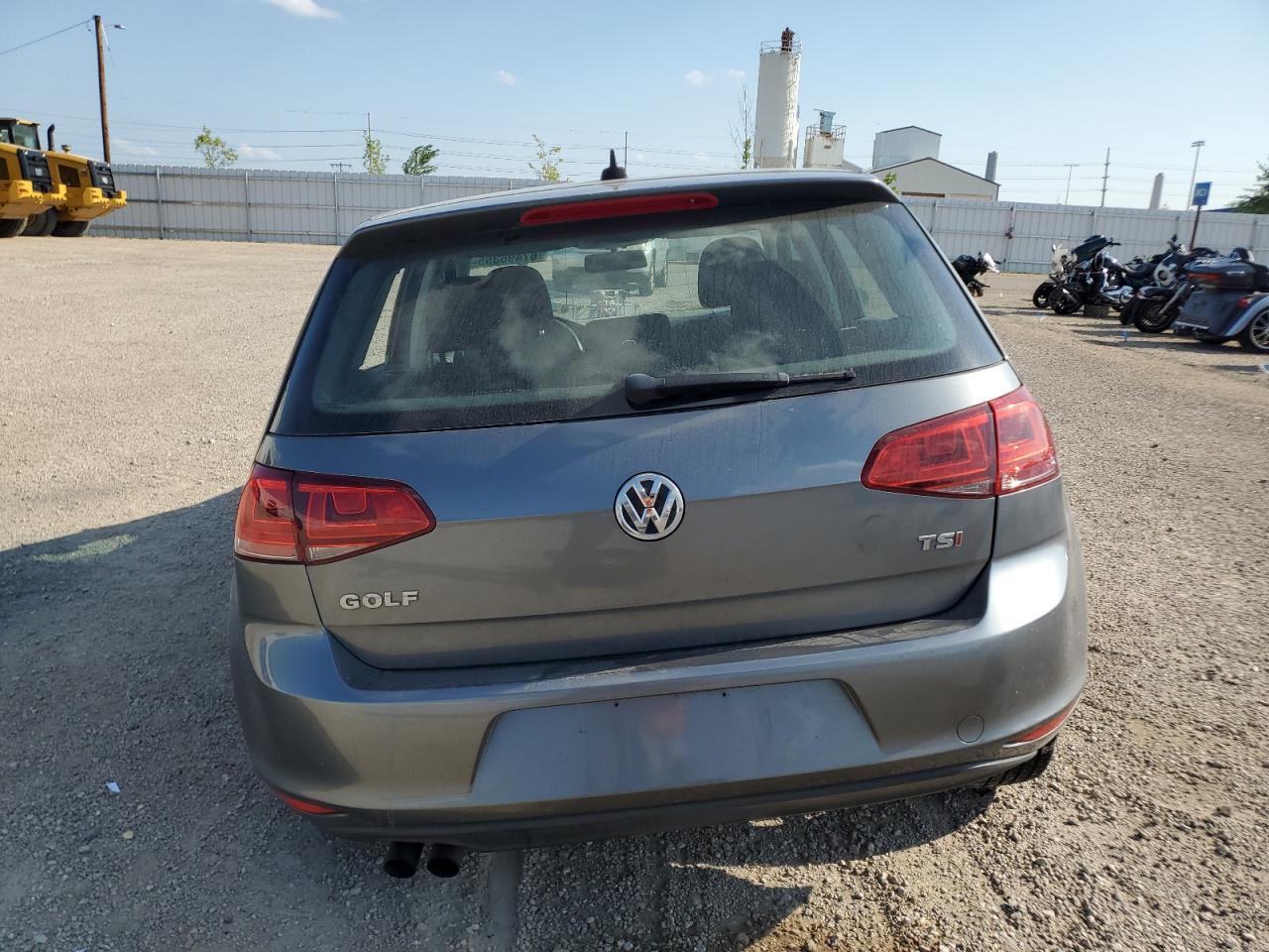 2017 Volkswagen Golf S - Image 6