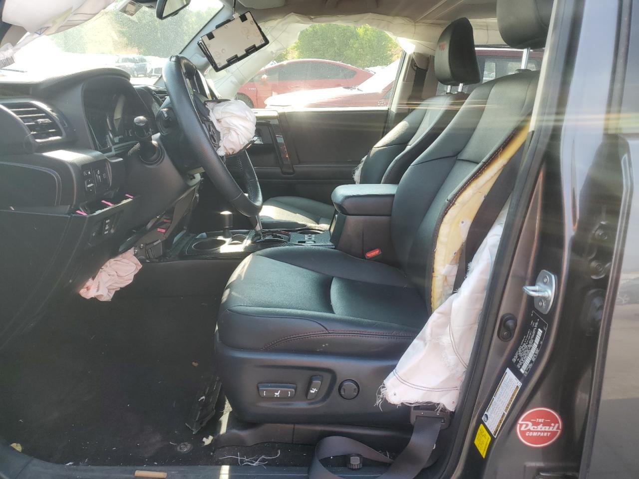 2020 Toyota 4Runner Sr5/Sr5 Premium - Image 7