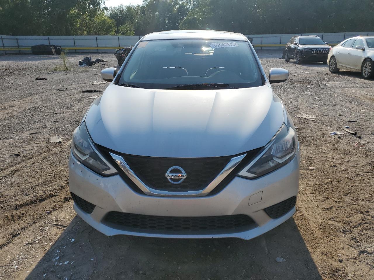 2017 Nissan Sentra S - Image 5