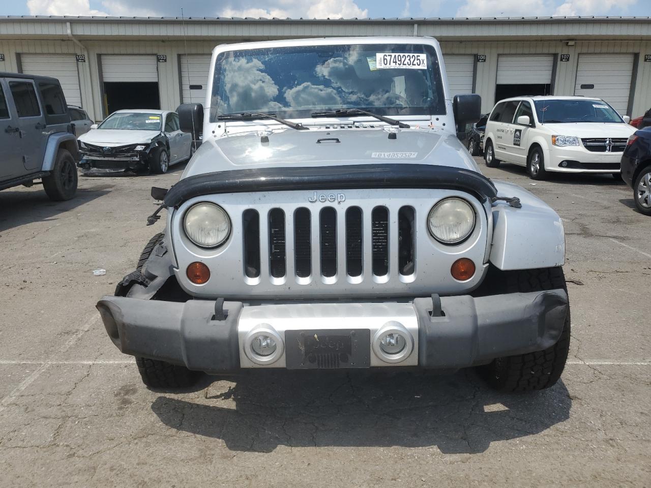 2012 Jeep Wrangler Unlimited Sahara - Фото 5