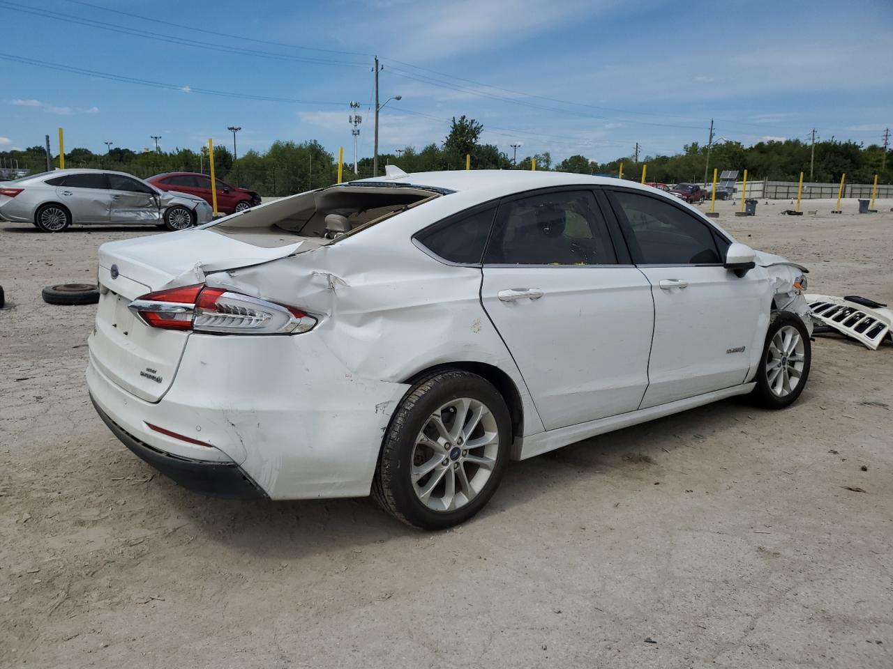 2019 Ford Fusion Se - Фото 3