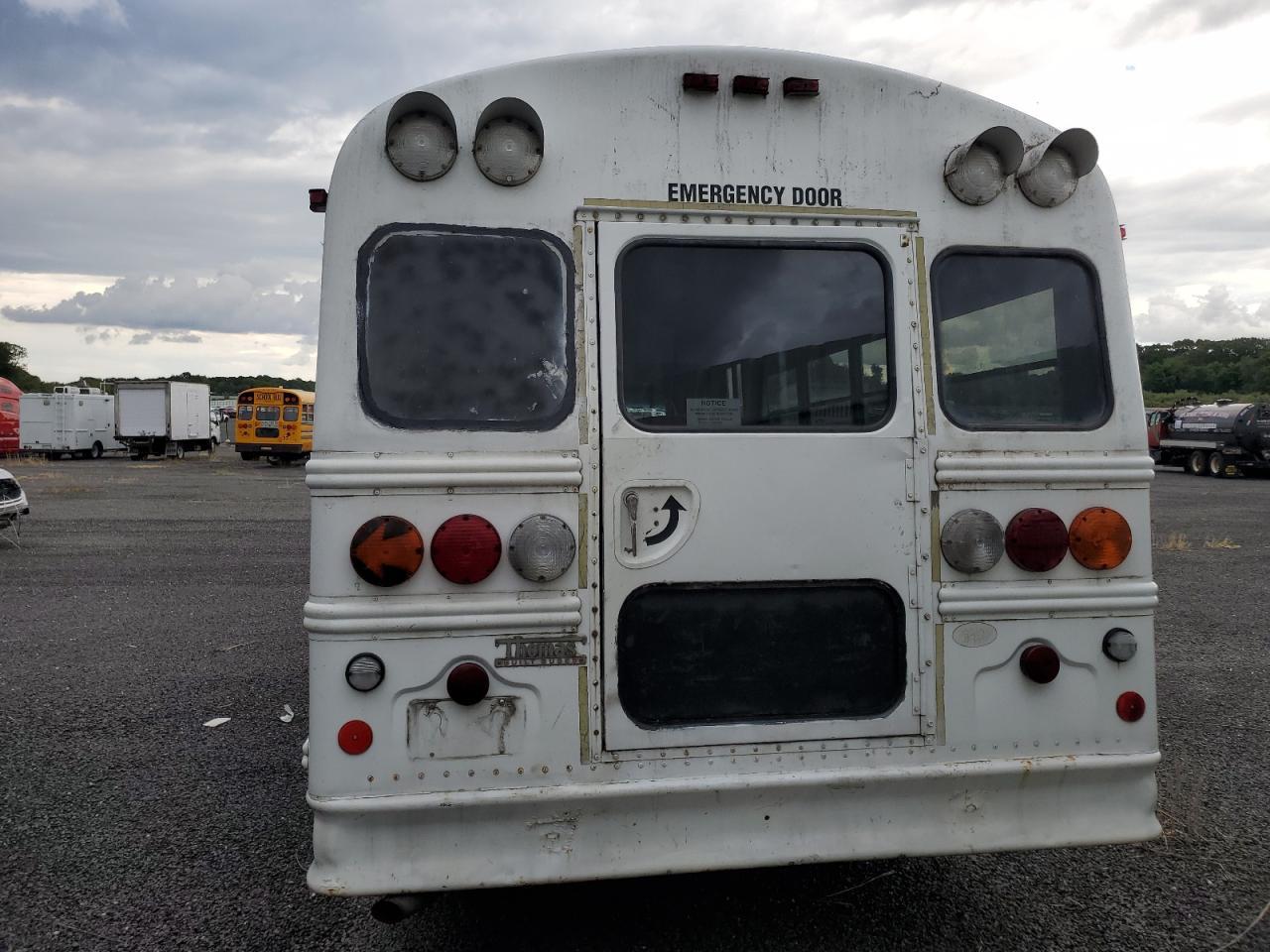 2000 GMC Savana Cutaway G3500 - Фото 6