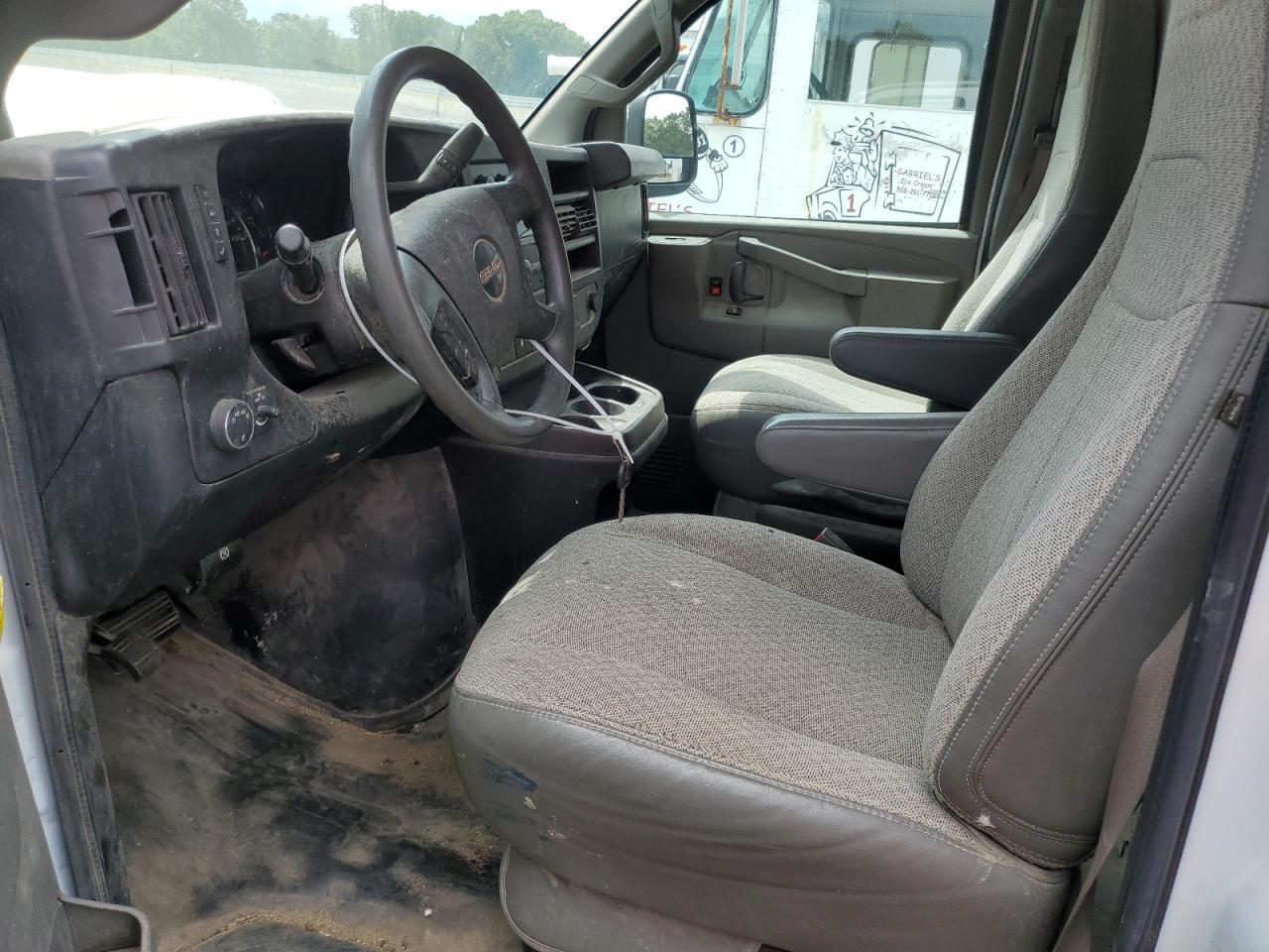 2019 GMC Savana Cutaway G3500 - Image 7