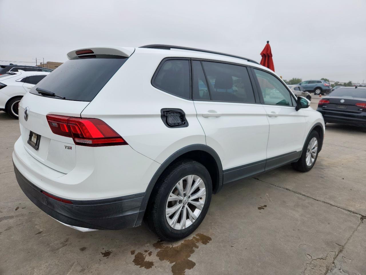 2018 Volkswagen Tiguan S - Image 3
