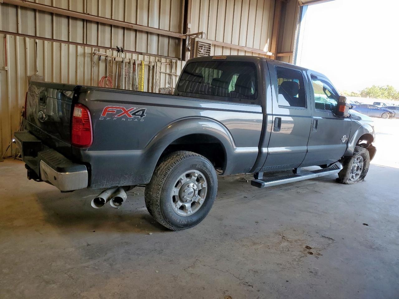 2016 Ford F250 Super Duty - Фото 3