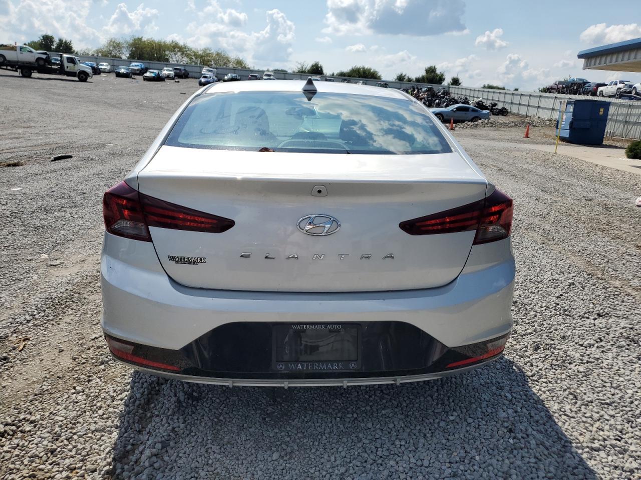 2019 Hyundai Elantra Sel - Фото 6