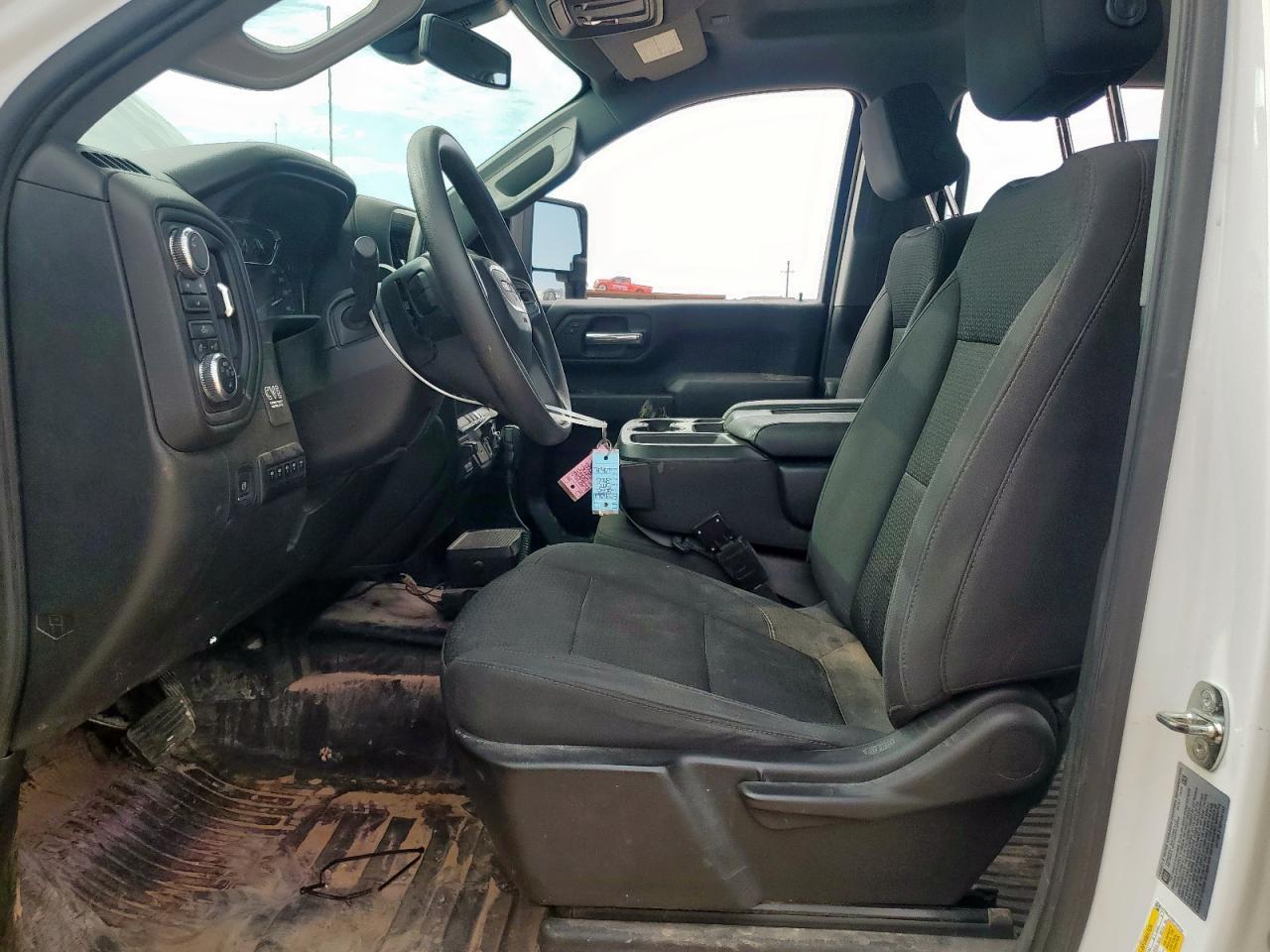 2023 GMC Sierra K2500 Heavy Duty - Image 7