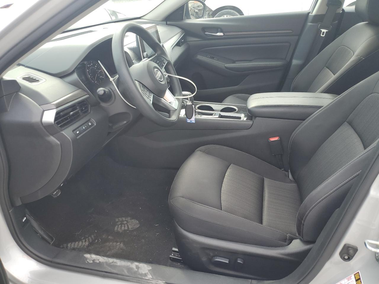 2024 Nissan Altima Sv - Image 7