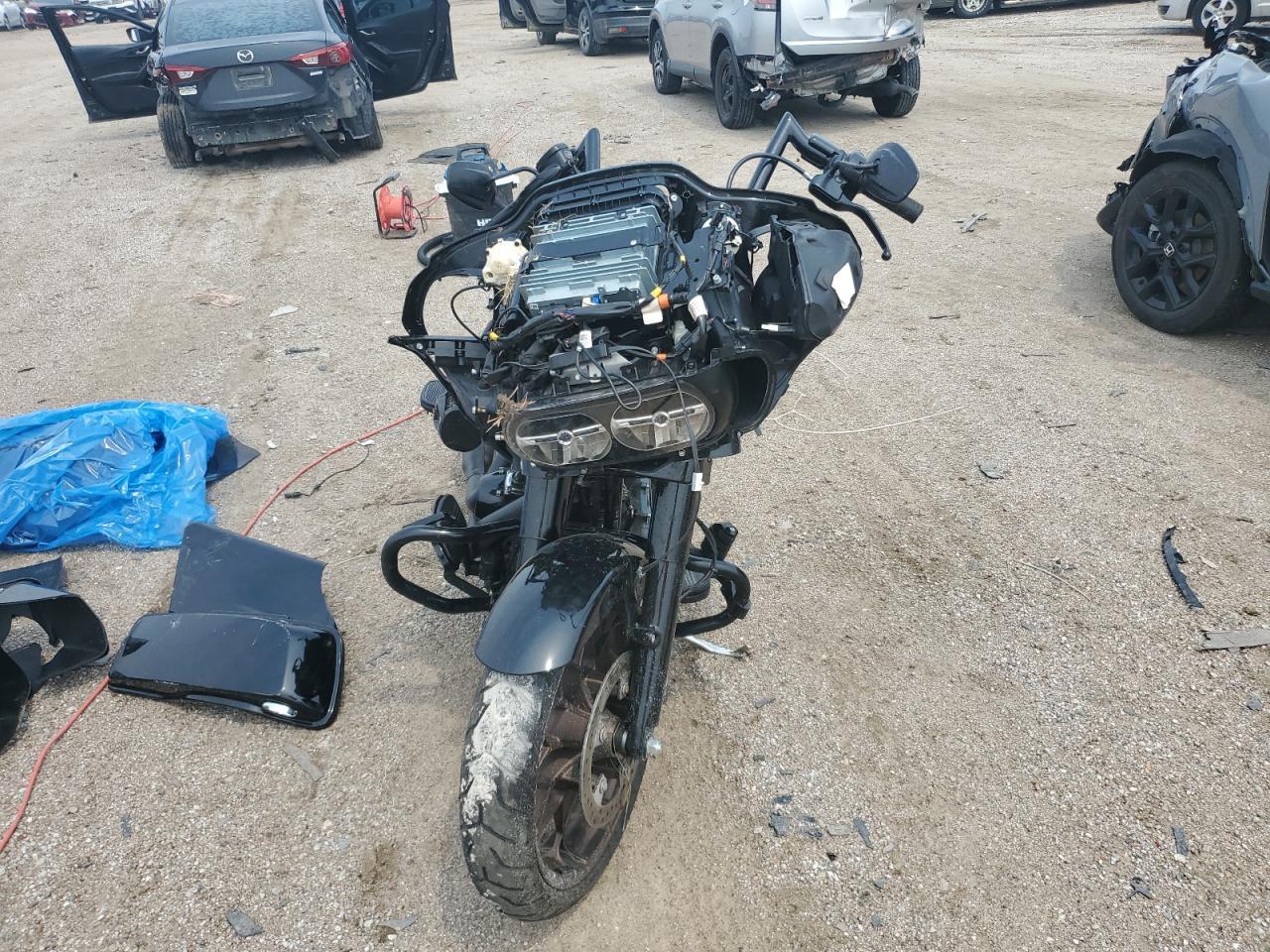 2022 Harley-Davidson Fltrxst - Фото 2