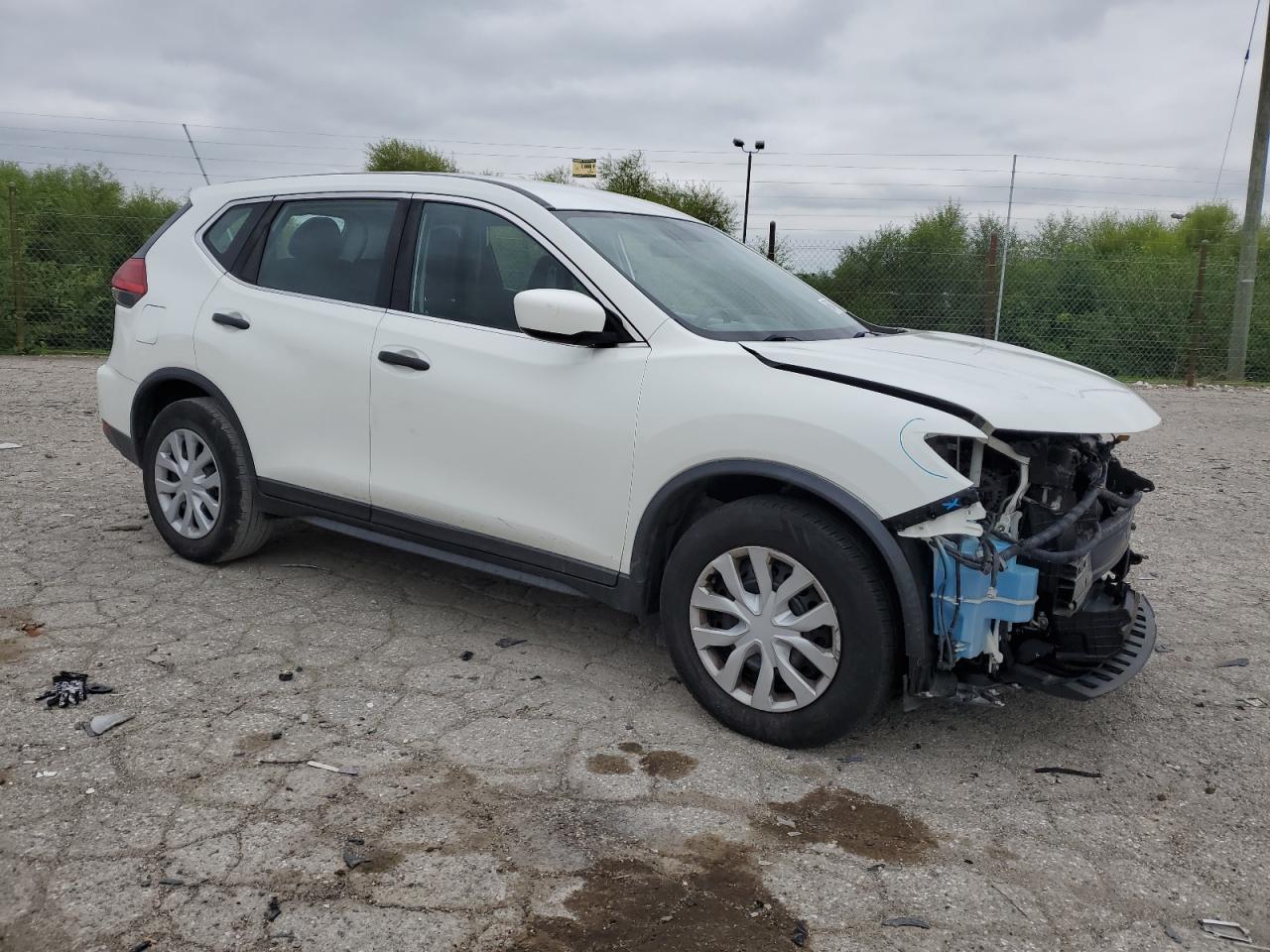 2017 Nissan Rogue S - Фото 4