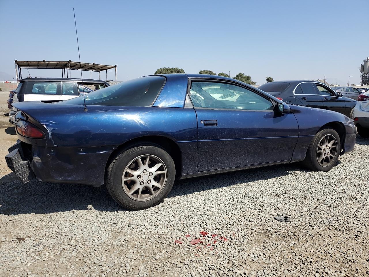 2000 Chevrolet Camaro - Фото 3