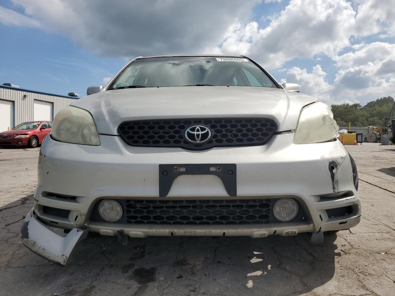 2004 Toyota Corolla Matrix Base - Image 5