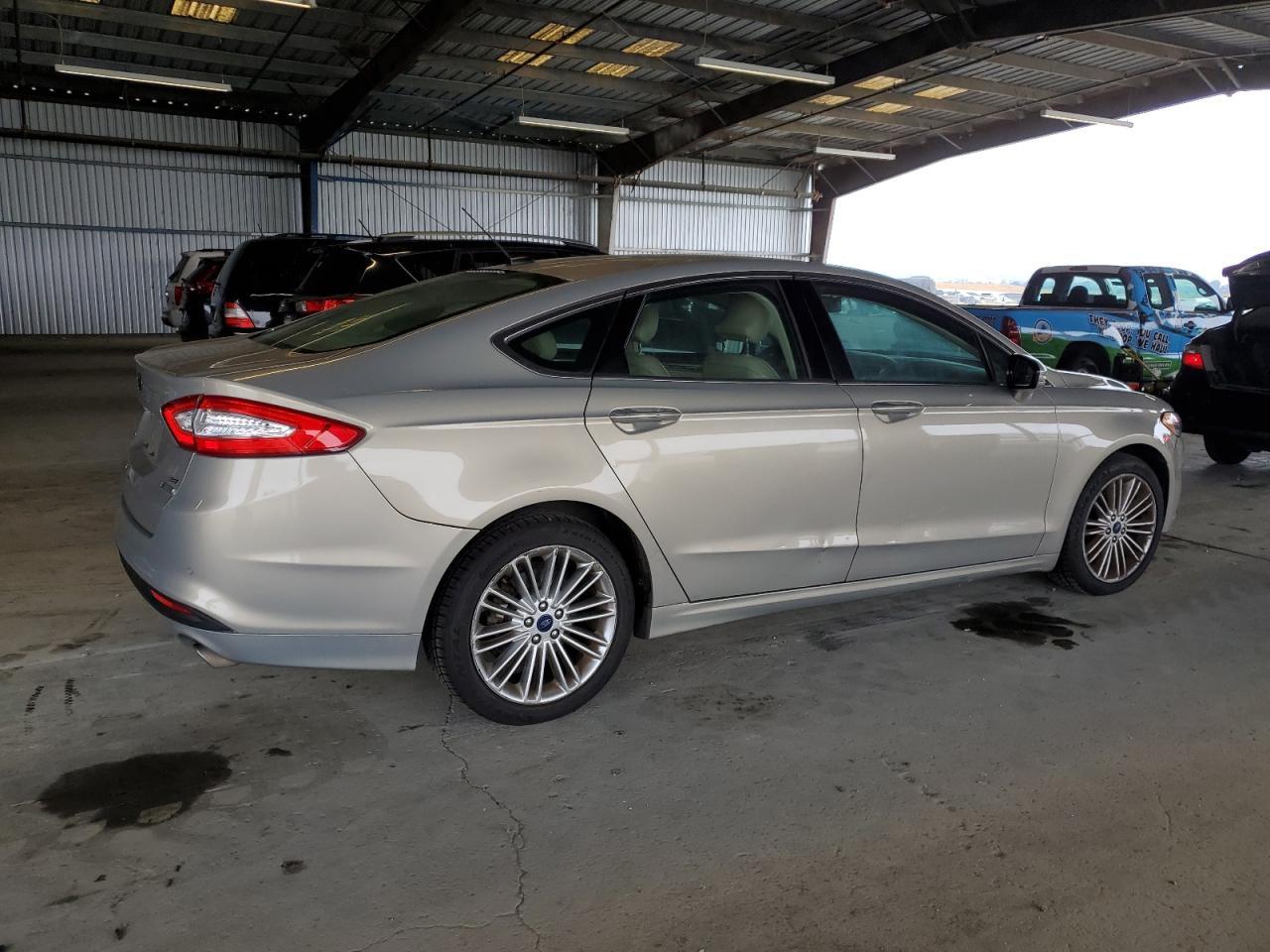 2016 Ford Fusion Se - Фото 3