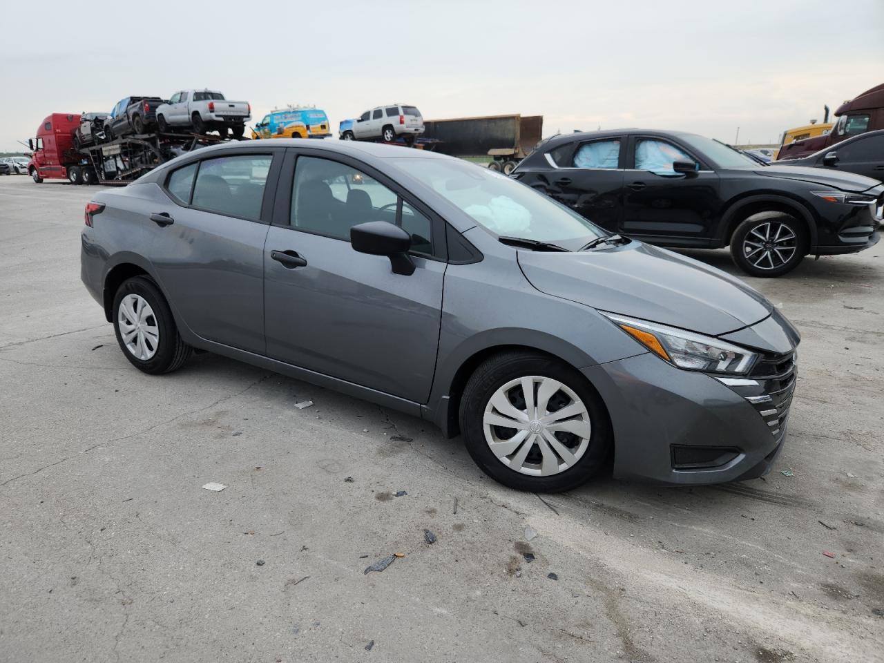 2025 Nissan Versa S - Фото 4