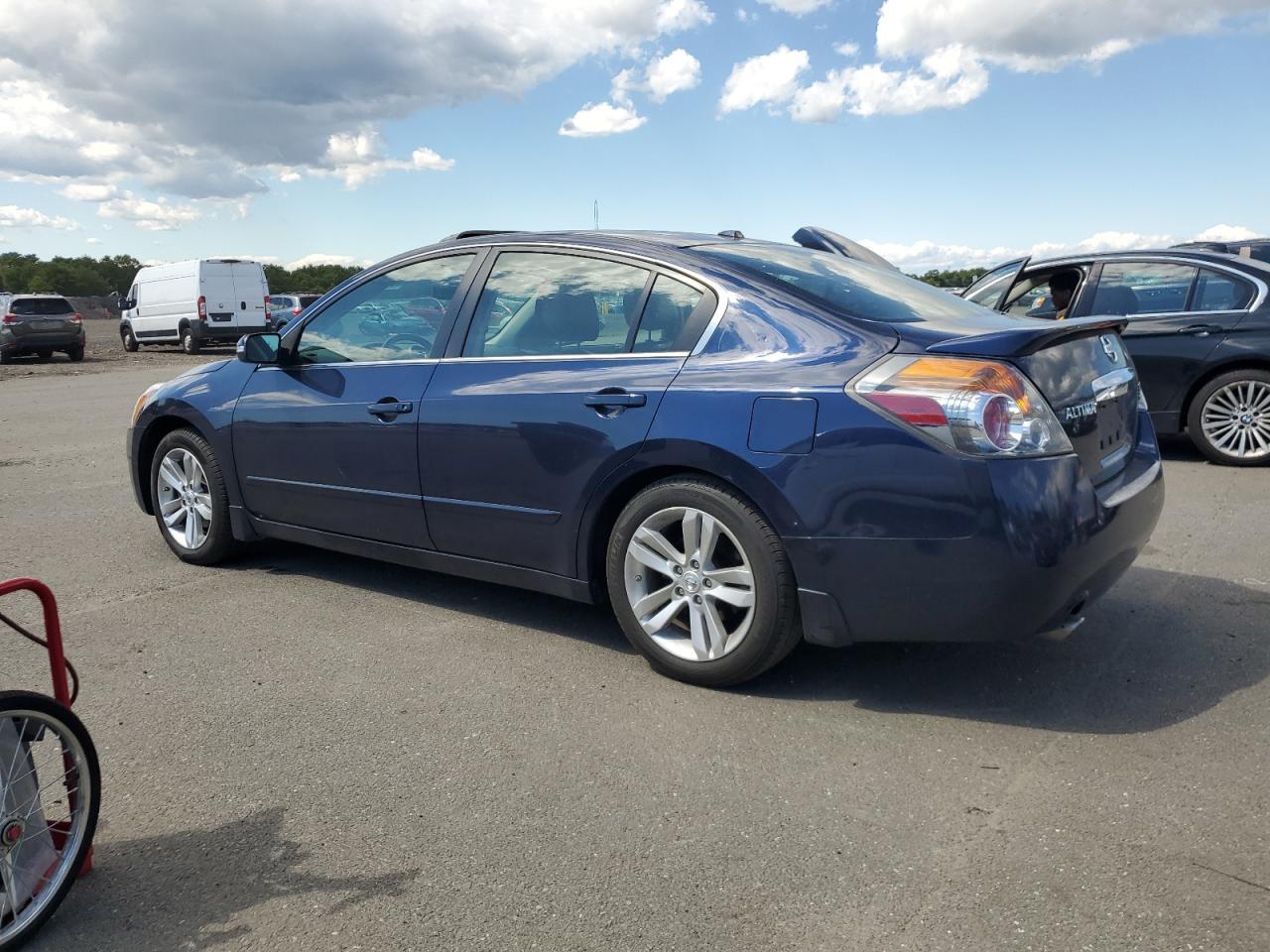 2011 Nissan Altima Sr - Image 2