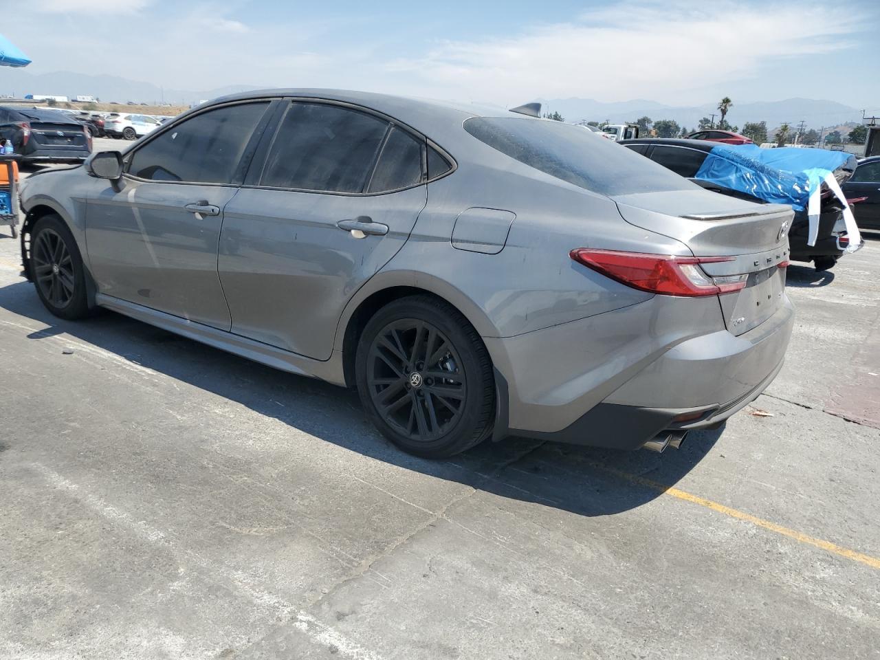 2025 Toyota Camry Xse - Фото 2