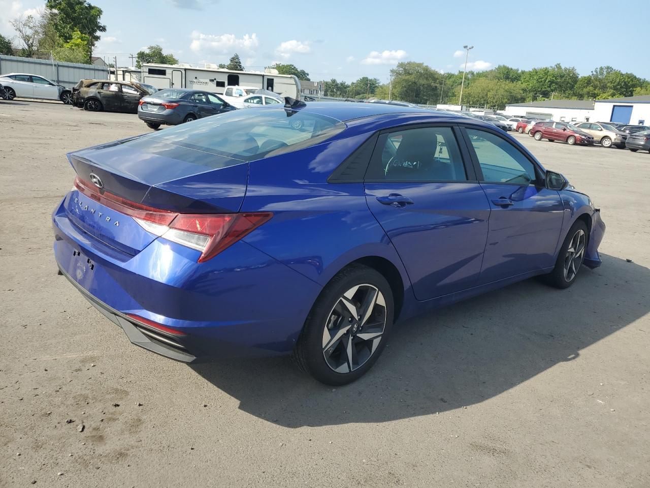 2023 Hyundai Elantra Sel - Image 3