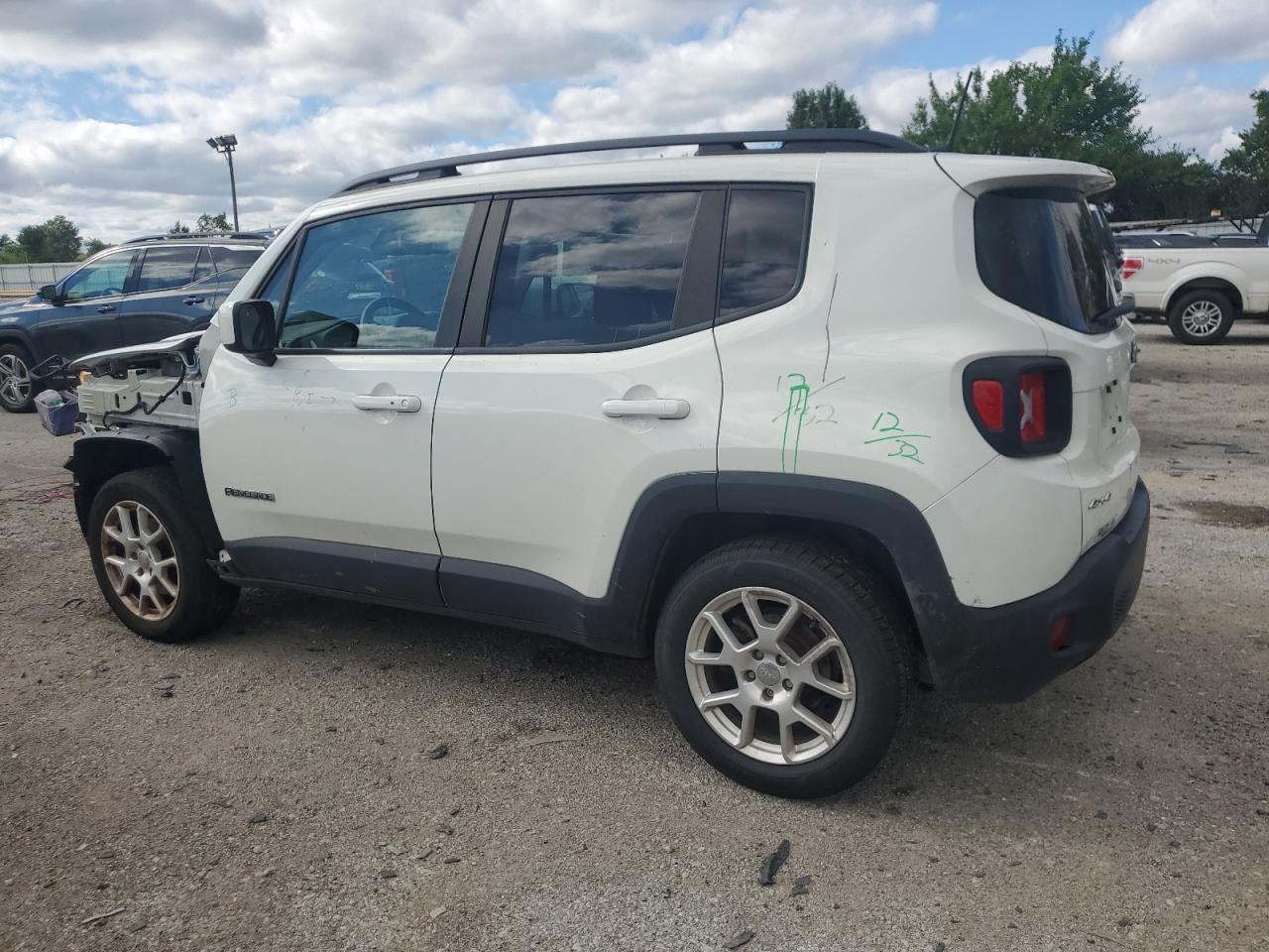 2020 Jeep Renegade Latitude - Фото 2
