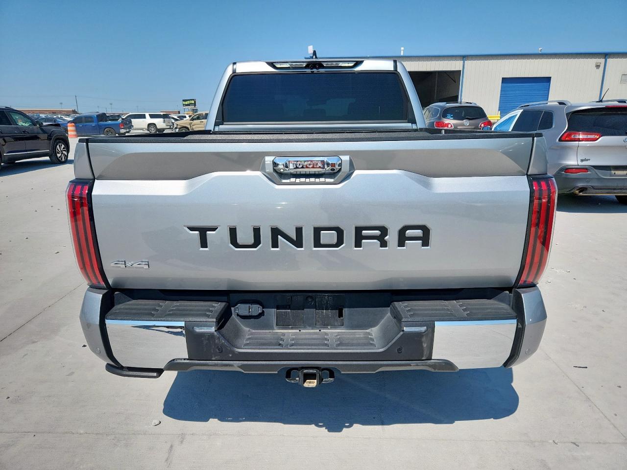 2024 Toyota Tundra Crewmax Platinum - Фото 6