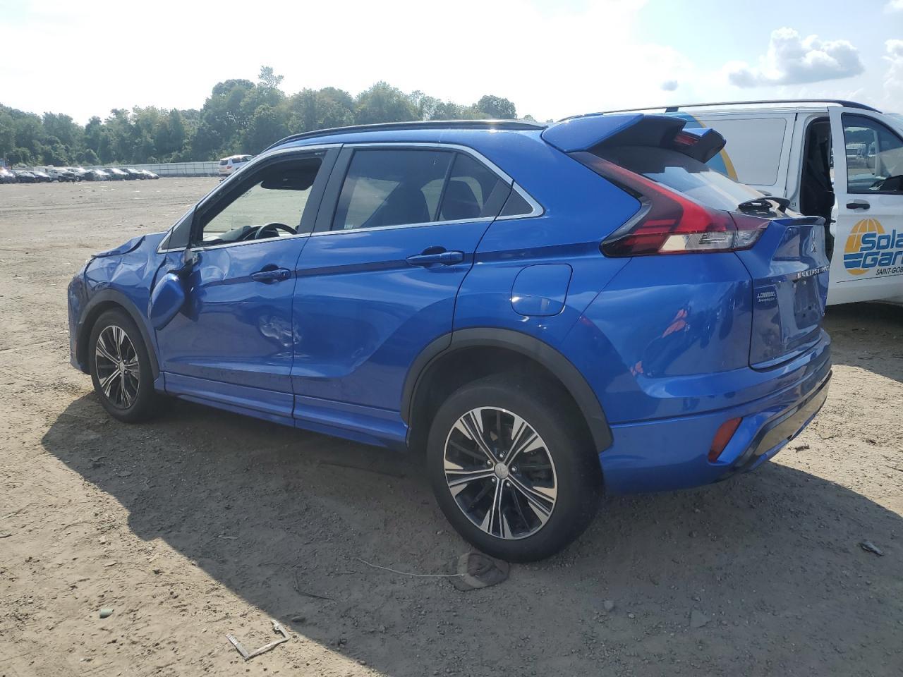 2022 Mitsubishi Eclipse Cross Se - Image 2