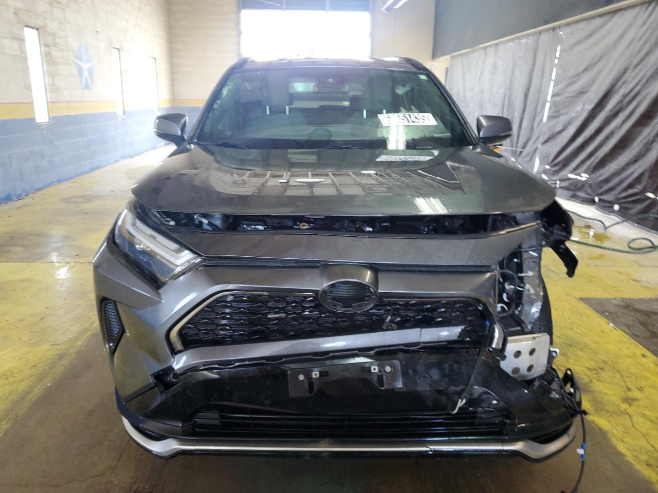 2022 Toyota Rav4 Prime Se - Фото 5