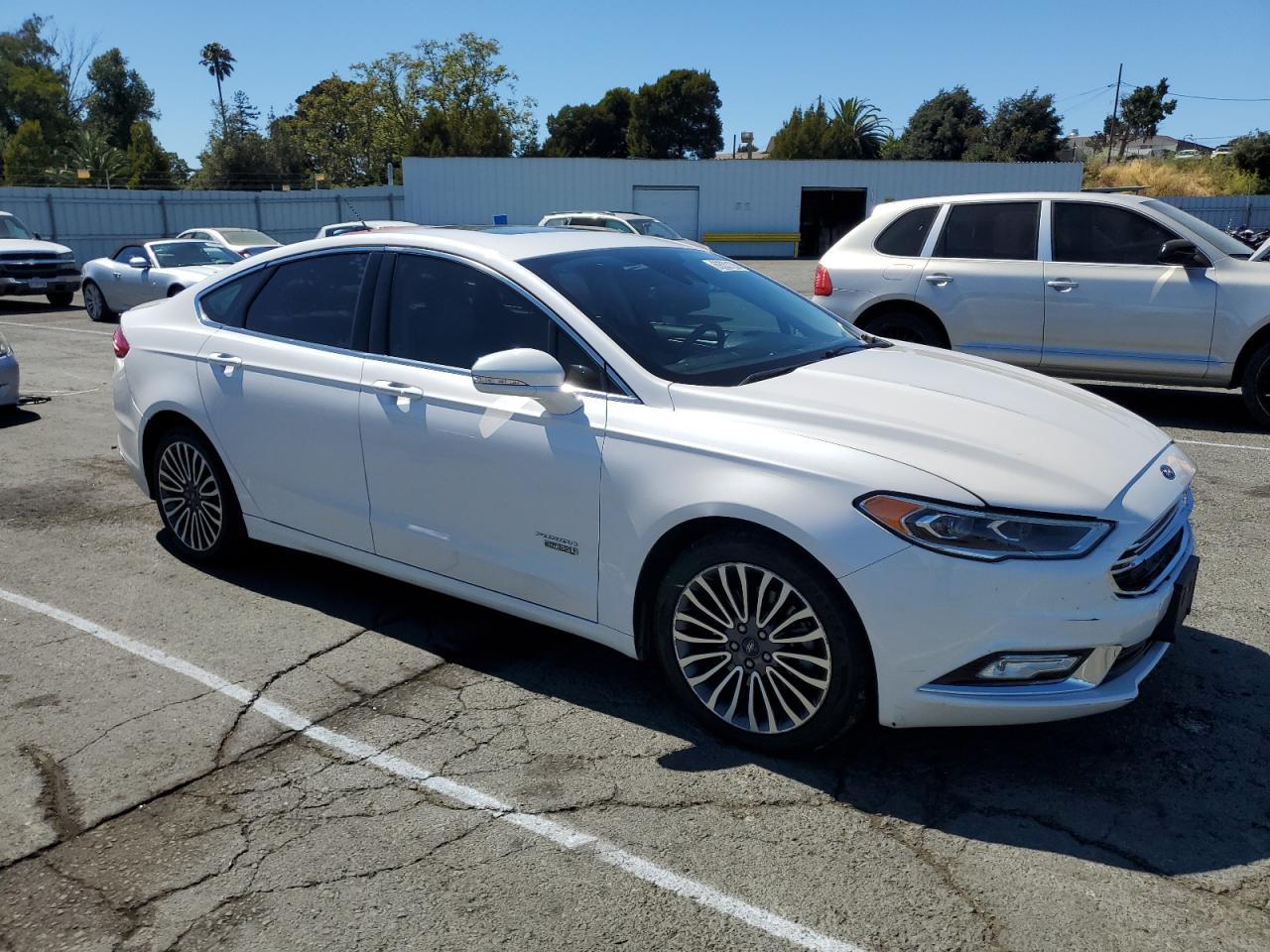 2018 Ford Fusion Titanium/Platinum Phev - Фото 4