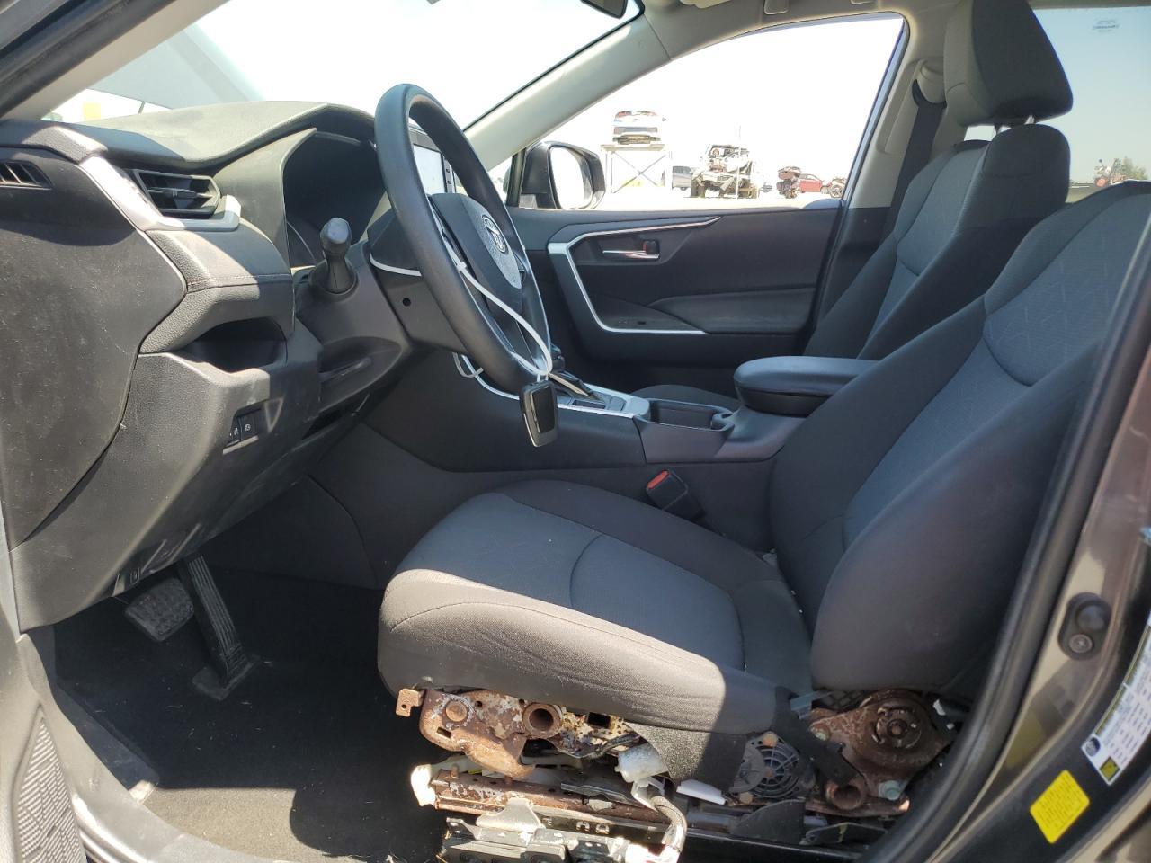 2021 Toyota Rav4 Xle - Image 7