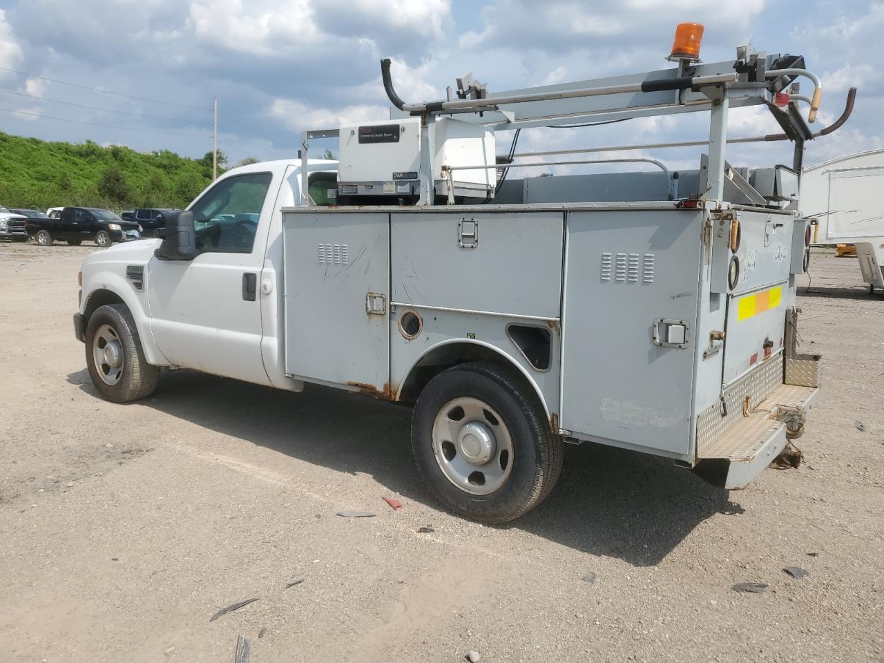 2008 Ford F350 Srw Super Duty - Фото 2