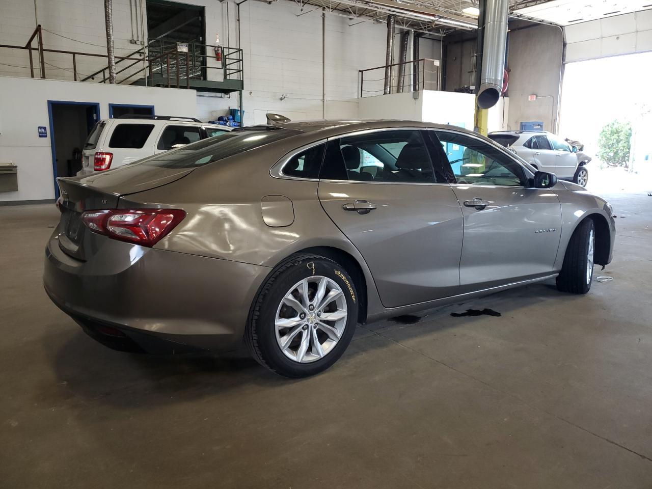 2020 Chevrolet Malibu Lt - Фото 3